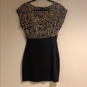 Soprano Black and Tan Pencil Skirt